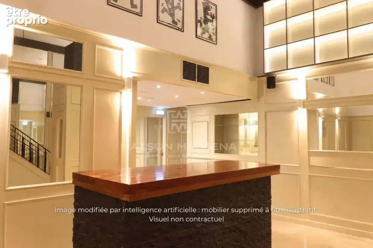 Local atypique volumineux - carré d'or - 390m² - photo 6