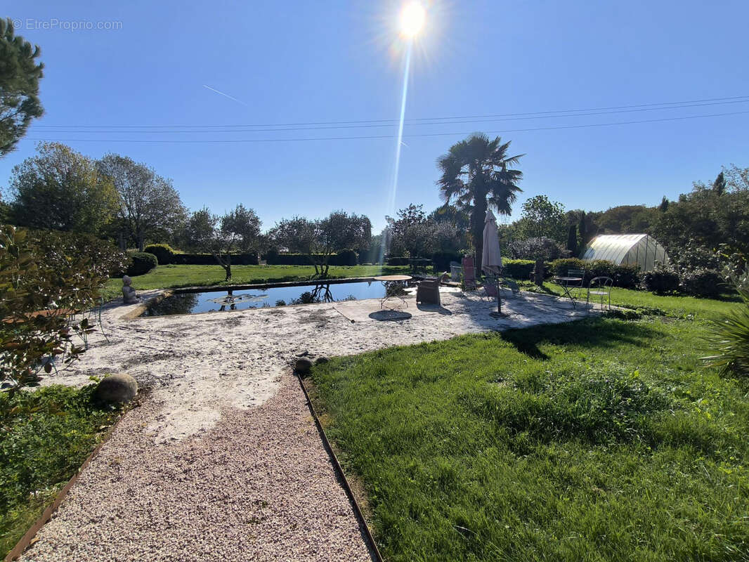 Maison à L&#039;ISLE-EN-DODON