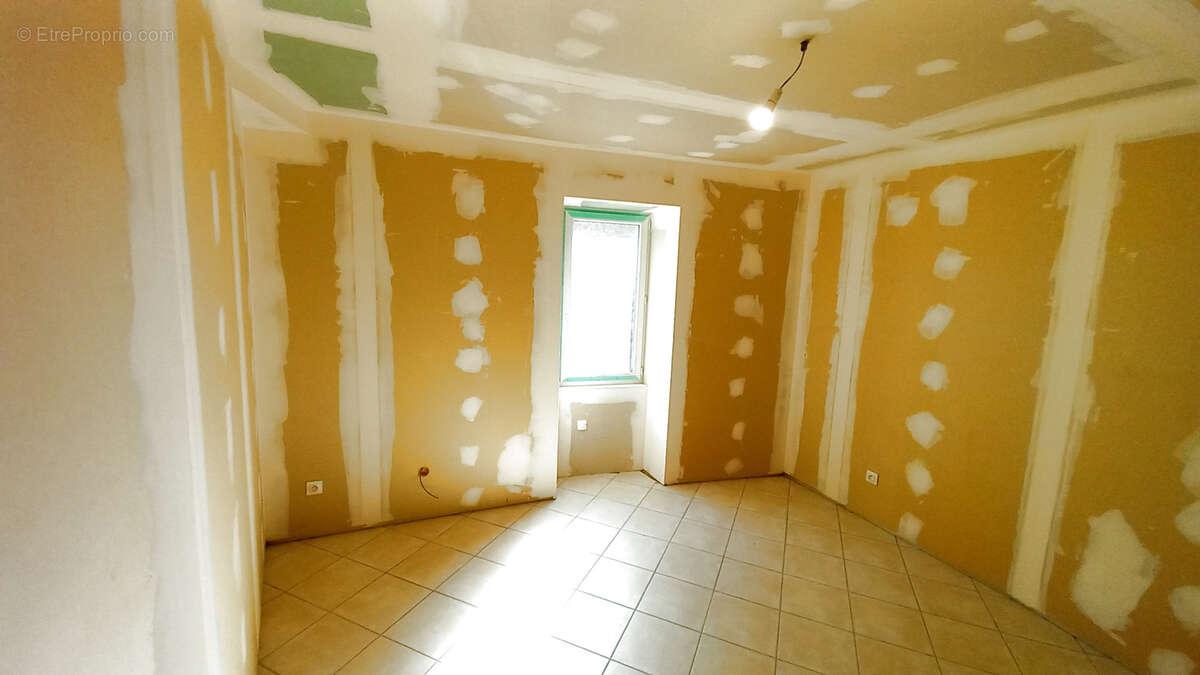 Maison à SAINT-GERVAIS-SUR-MARE