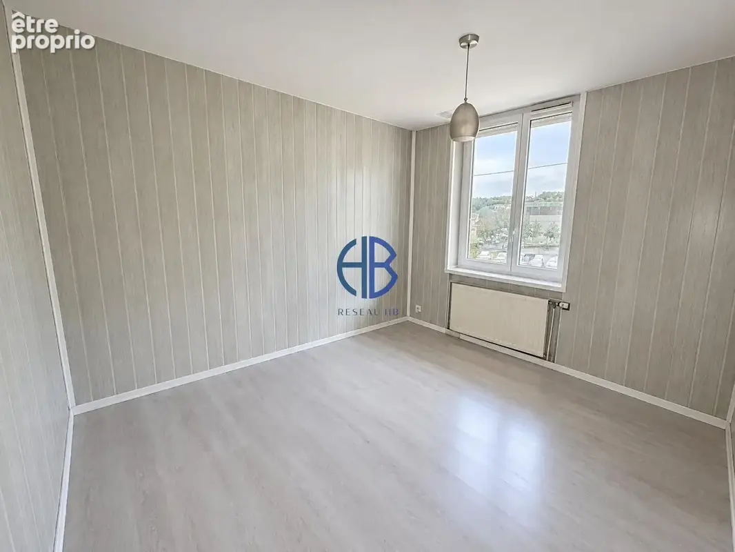 Appartement La Tour Du Pin 3 pièce(s) 73 m2 - photo 6