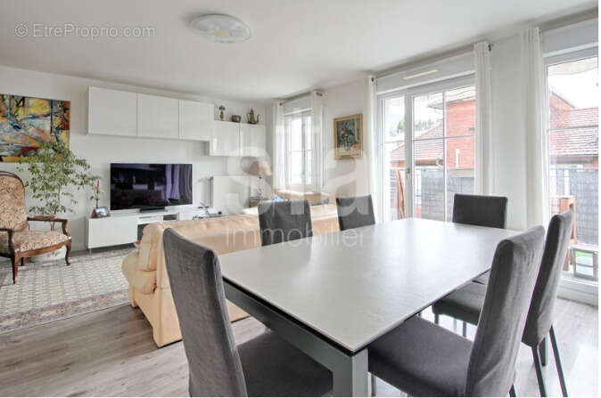 Appartement à MAISONS-ALFORT