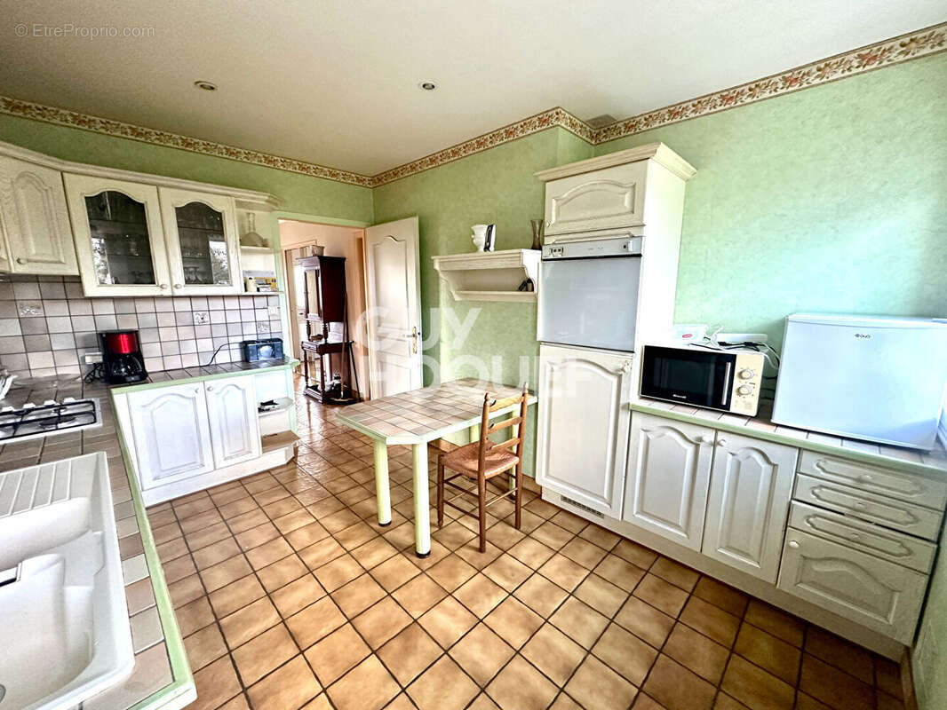 Maison à FONTENAY-LE-COMTE