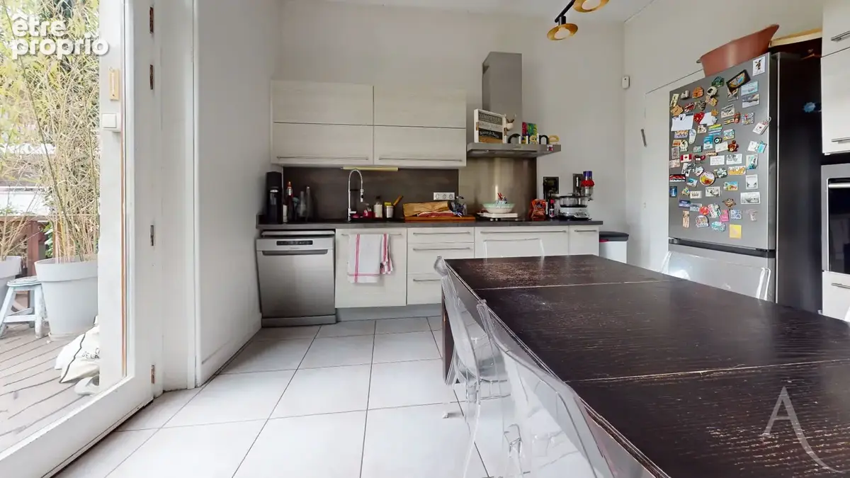 EXCLUSIVITE - Villa de charme des années 30 - 168 m²  - Jardin arboré, piscine, terrasses - Calme et élégance - photo 13