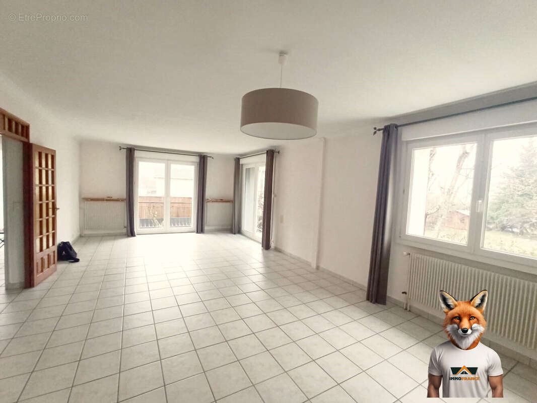 Maison à MONTGESOYE