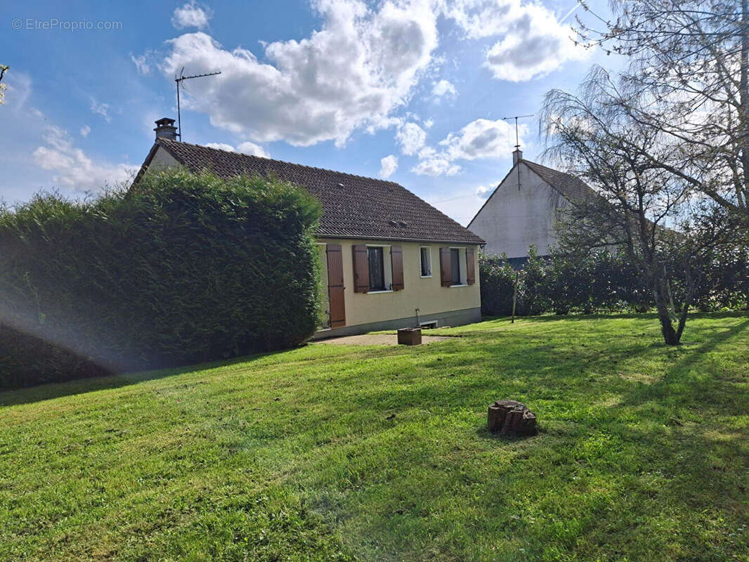Maison à LE GAULT-SAINT-DENIS