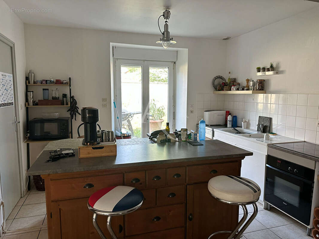 Maison à DOUE-LA-FONTAINE