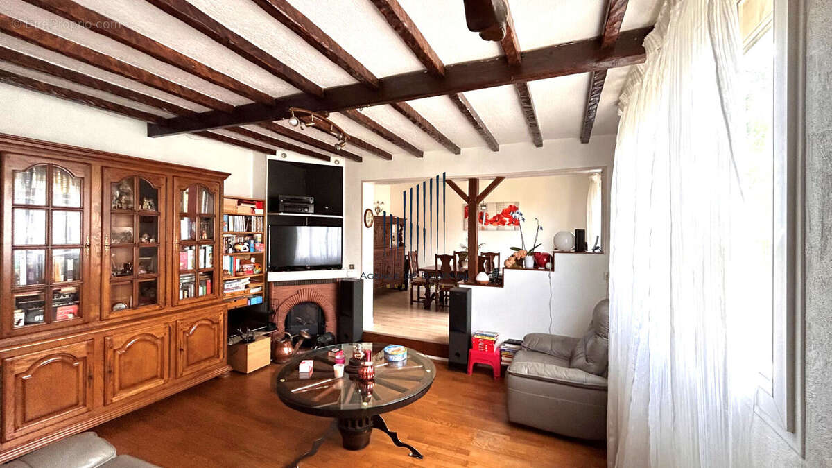 Appartement à RUEIL-MALMAISON