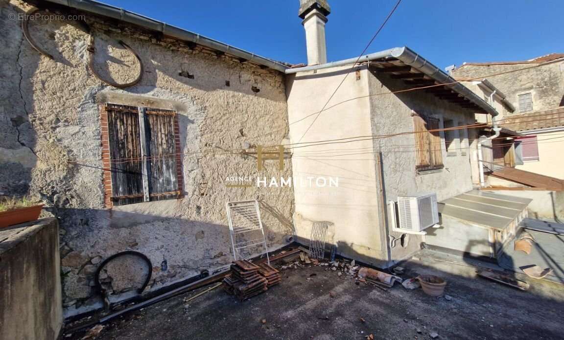 Ensemble immobilier a fort potentiel au pied de la celebre cite de cordes-sur-ciel - photo 11