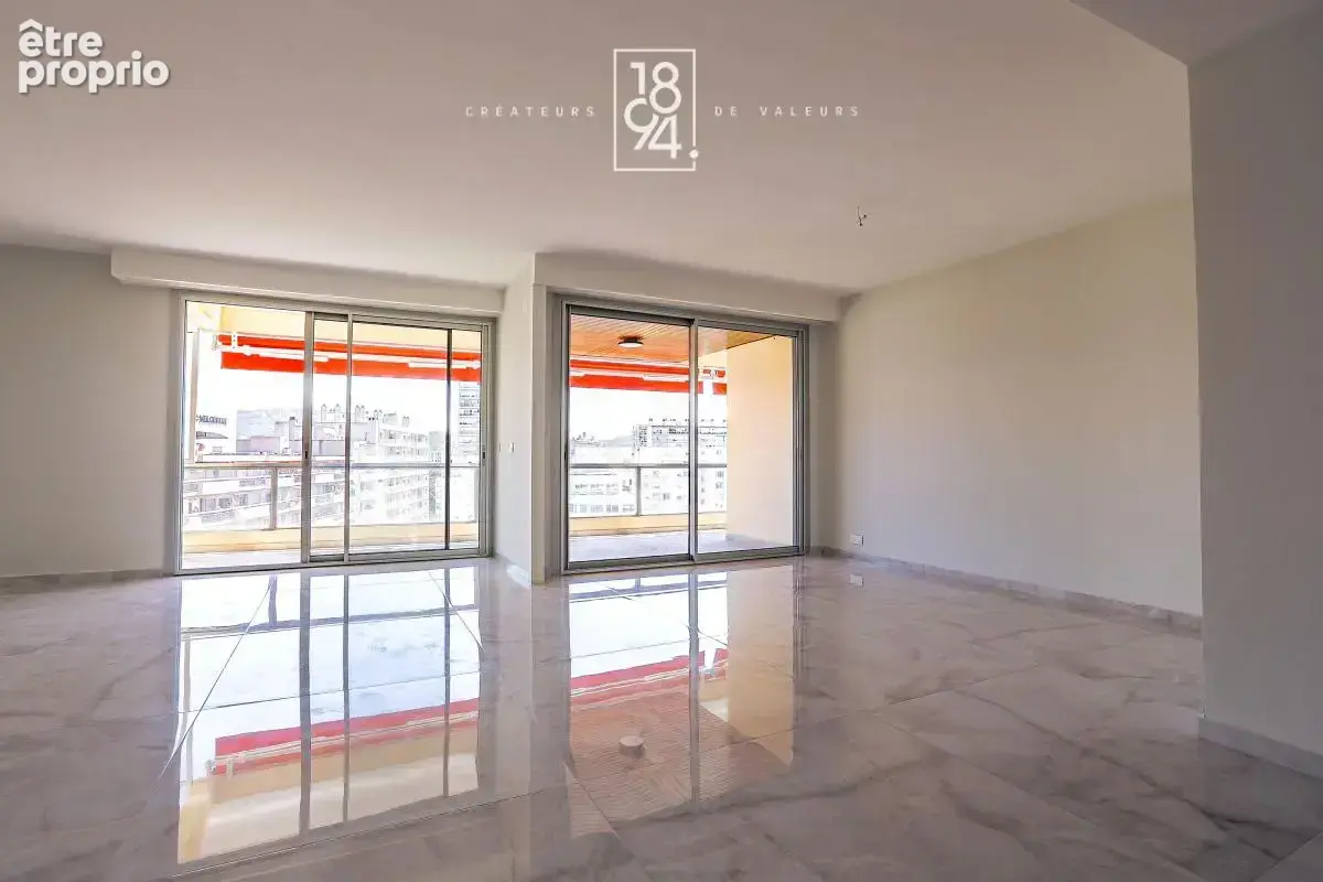 Appartement À Vendre - photo 2