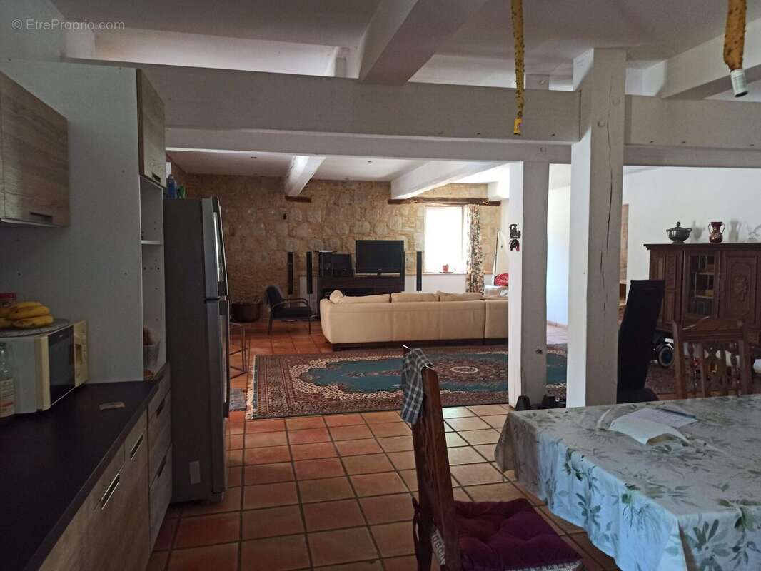 Appartement 668 m² à Lempaut  - photo 2
