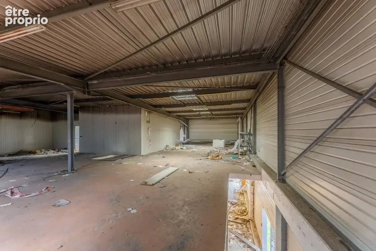 Local - 1 640 m² - Harcourt (27) - photo 15