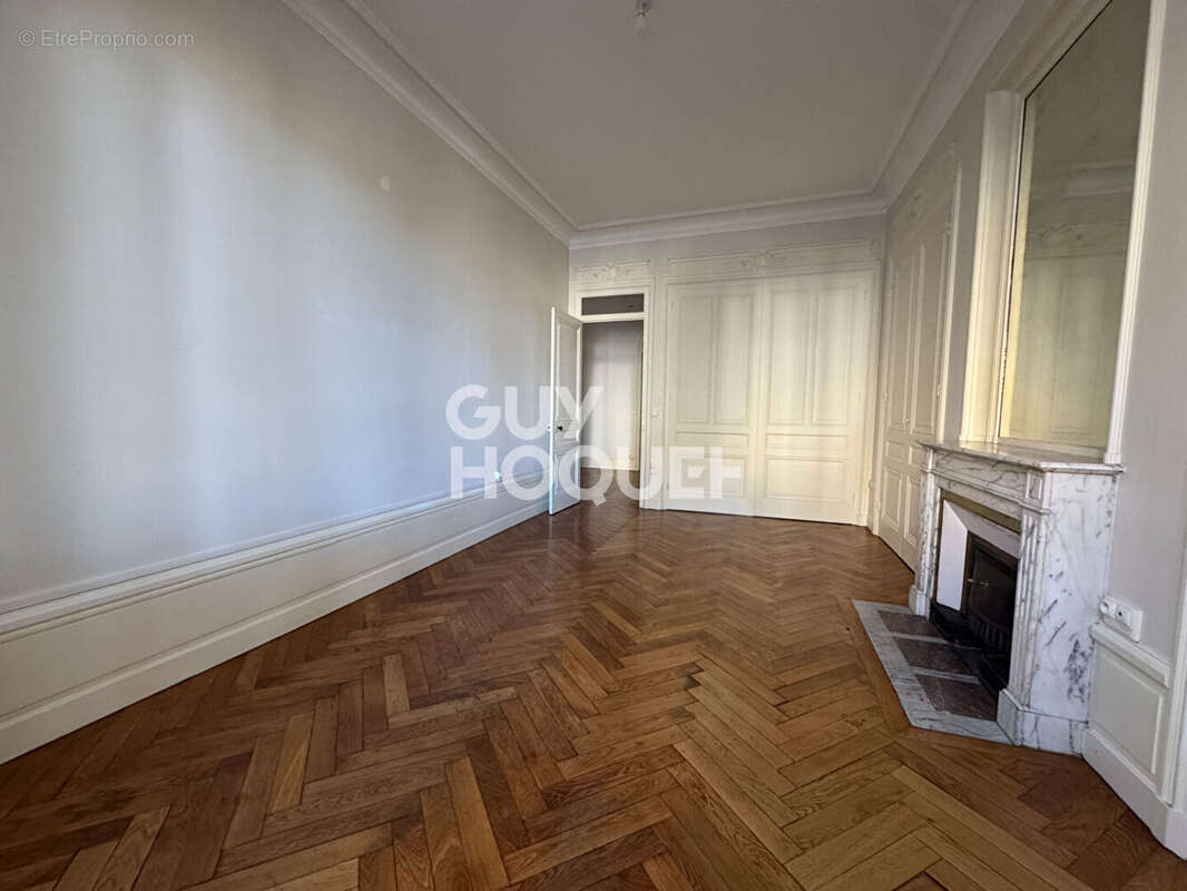 Appartement à LYON-4E