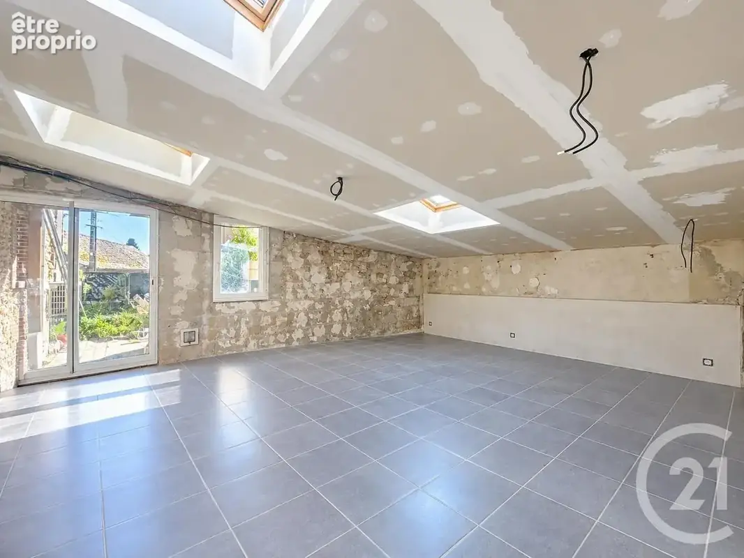 Maison 5 pièces 168 m² à vendre à Sours (28630) - photo 4