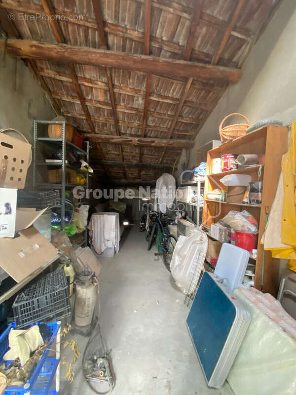 Chateaurenard centre , maison 108 m² + garage 20m² + cour + jardin - photo 12