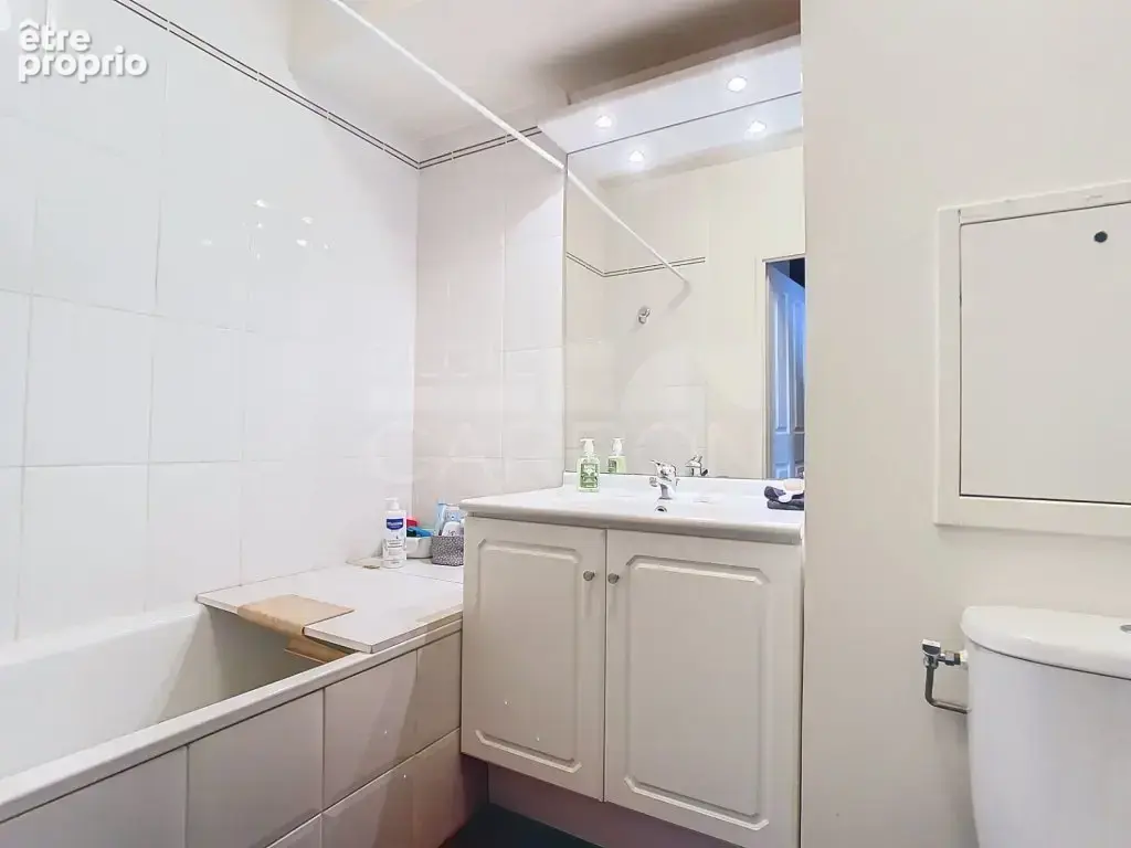 Lyon 8 proche parc blandan t4 duplex dernier etage terrasse 18m² 419000€ - photo 6