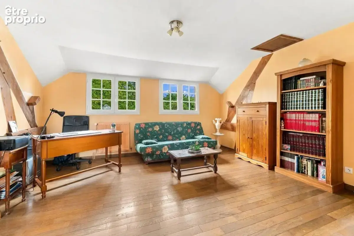 Maison de 5 pièces de 160 m² à Saint-Pierre-lès-Elbeuf - photo 9