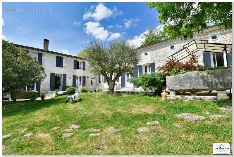Maison à PONS