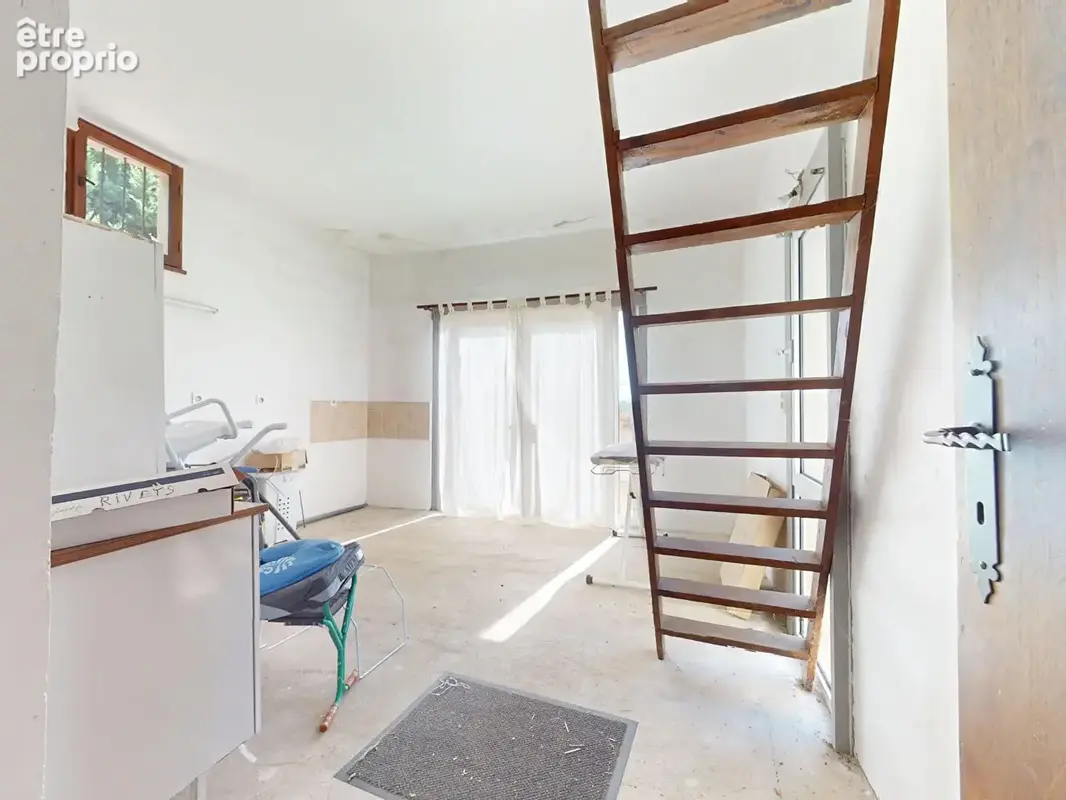 Maison à vendre à Lézignan-Corbières avec terrain de 9000m2 - photo 11
