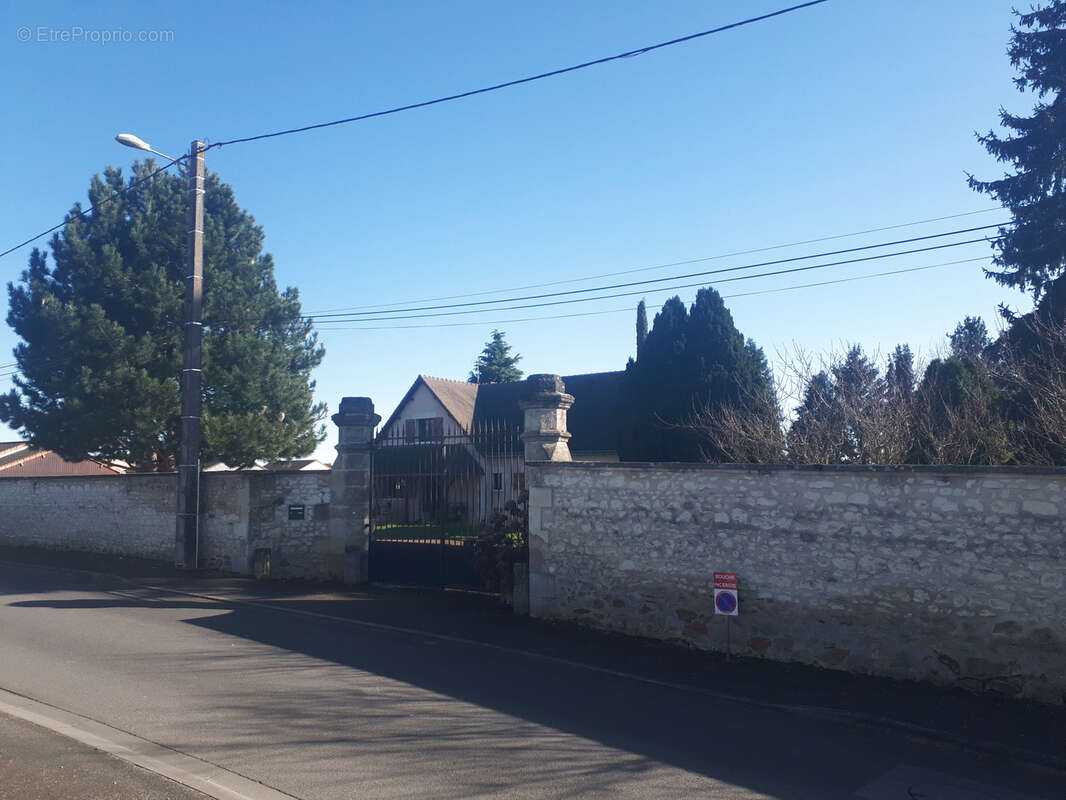 Maison à LES ORMES