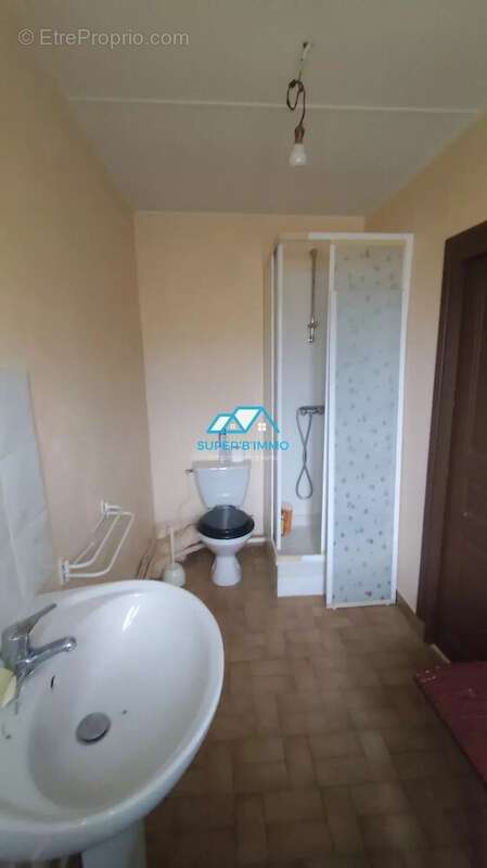 Maison à MAZEYRAT-D&#039;ALLIER