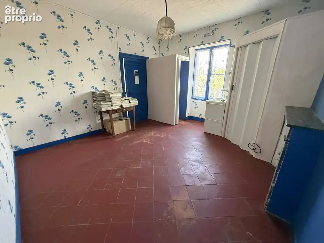 Maison de caractère à rénover – Beau potentiel - photo 3