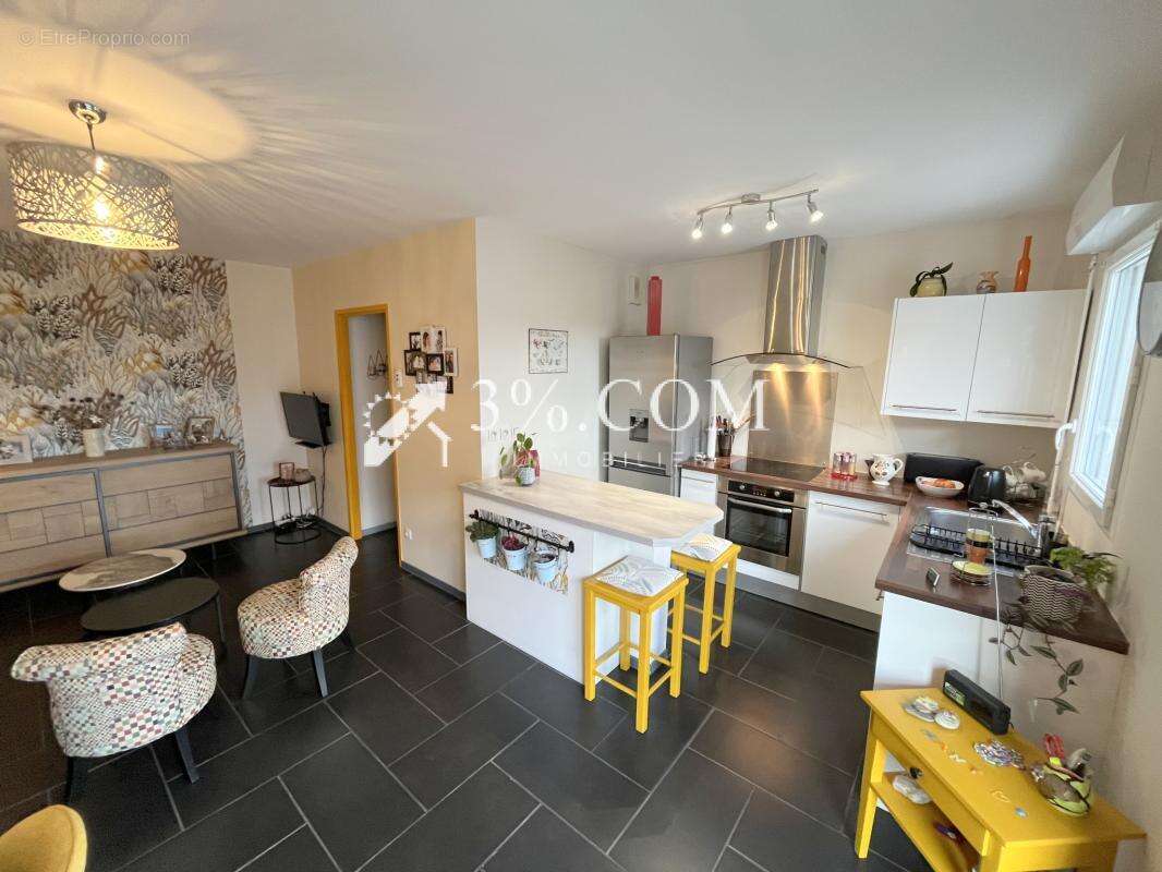 APPT 43 M2   2 PIÈCES + Balcon + Parking - photo 6