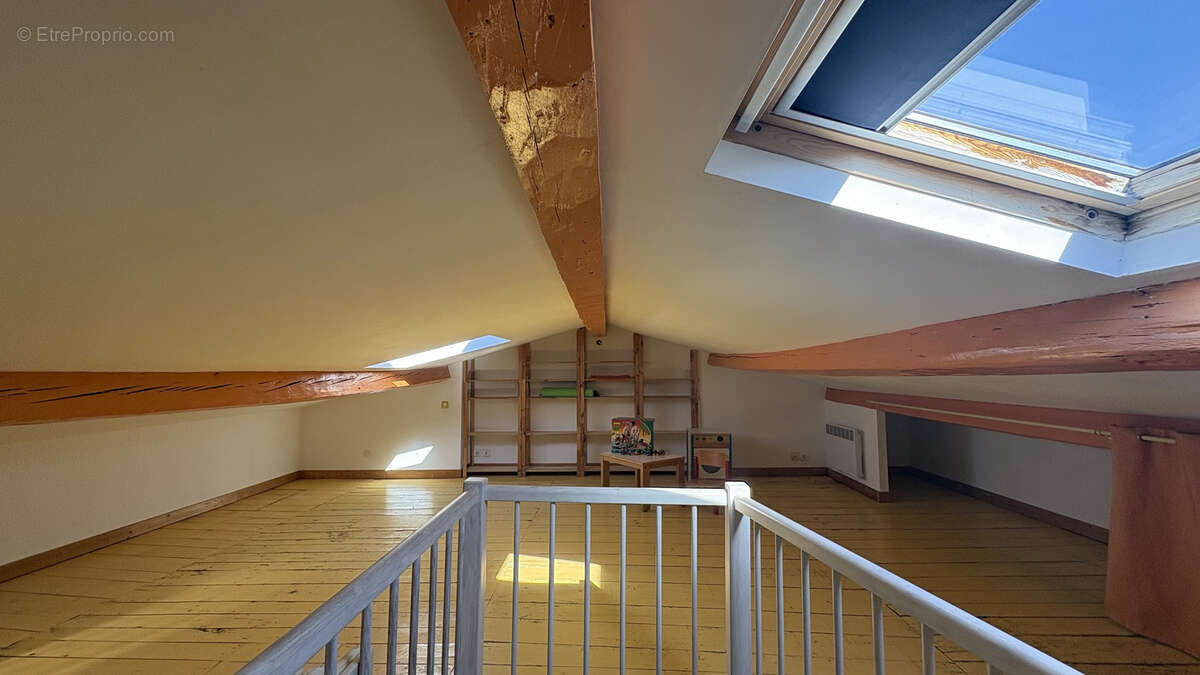 NIORT   Maison de ville T4 dans un quartier recherché - photo 13