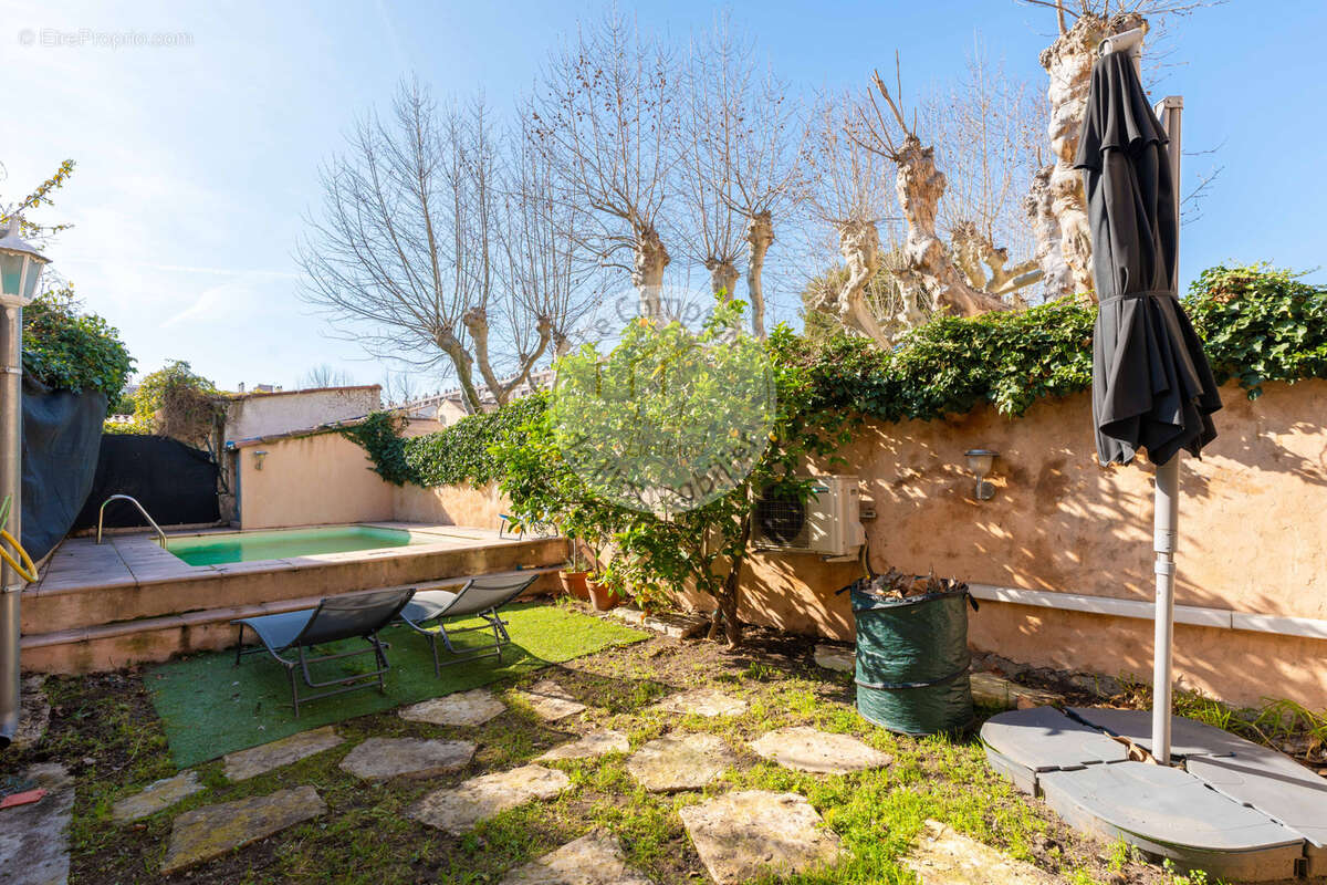 Maison à MARSEILLE-9E
