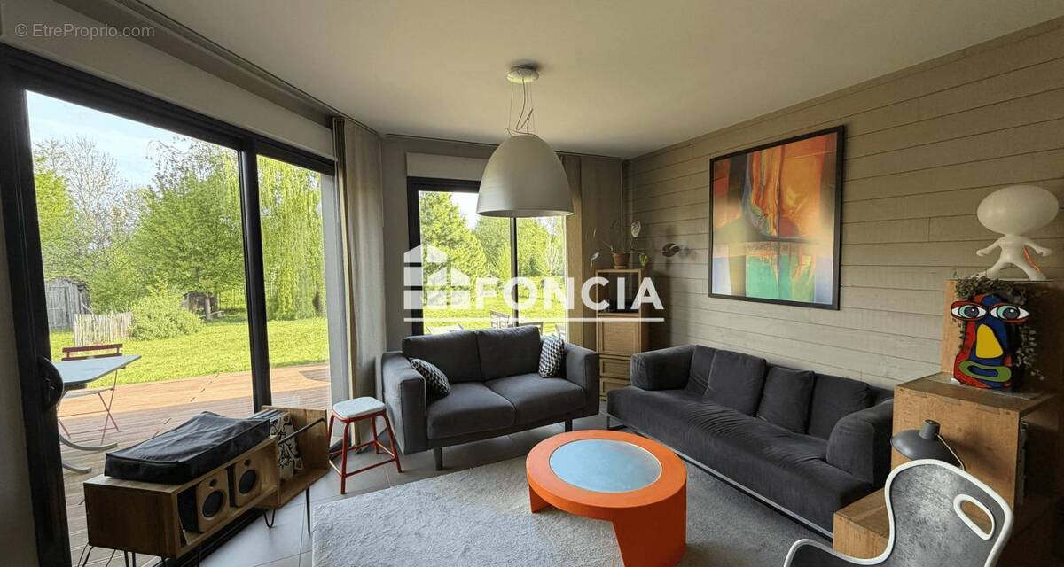 Maison à SAVIGNE-L'EVEQUE