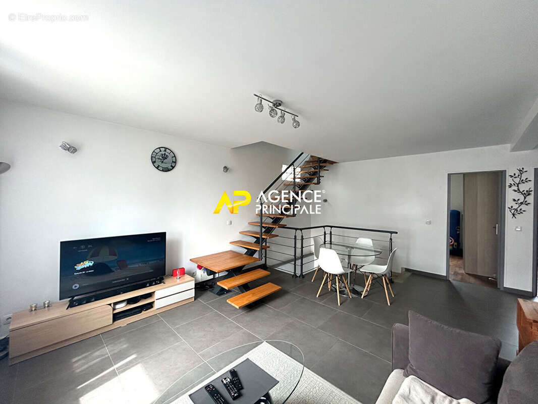 BEZONS _ Maison 7 pièces 125 m2 - photo 8