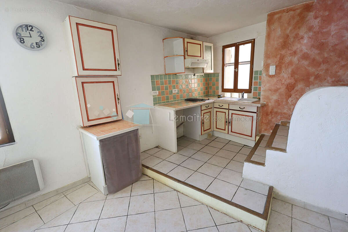 Maison Fayence 7 pièce(s) 180 m² en deux habitations - photo 5