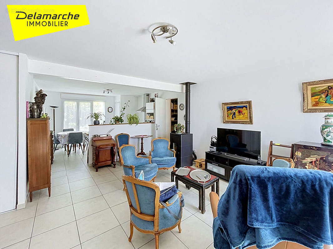 Exclusivité maison 3 pièces à vendre à Folligny (50320) avec garage et combles aménageables sur terrain d'env. 490m² - photo 3