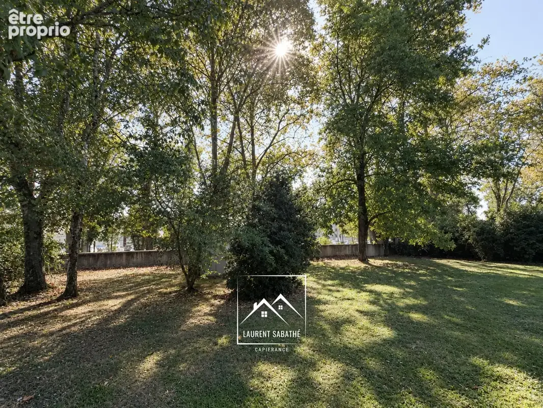 PAU (64) –  À VENDRE - Maison familiale de 213 m² - 5 chambres, bureau et piscine - photo 42