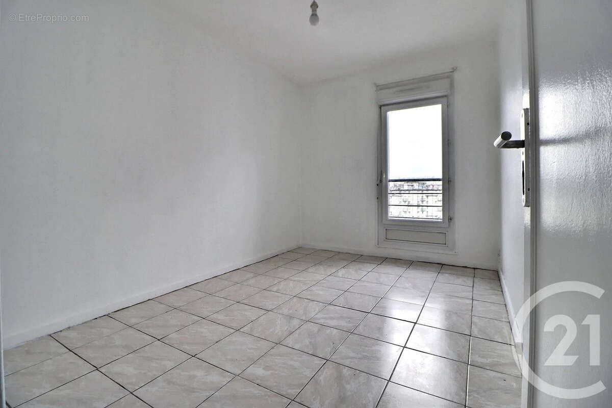 Appartement à AULNAY-SOUS-BOIS