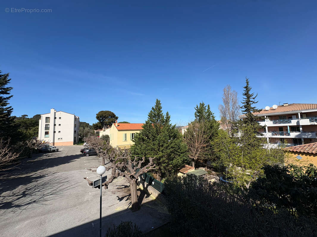 Appartement à HYERES