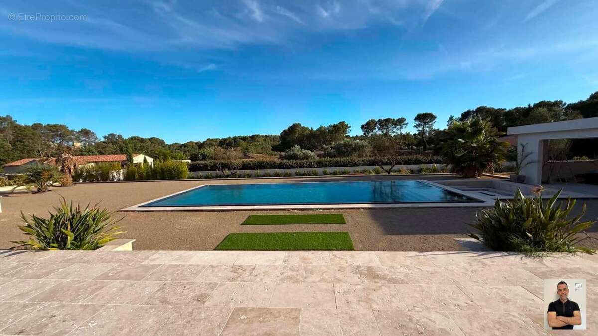 Maison à LORGUES