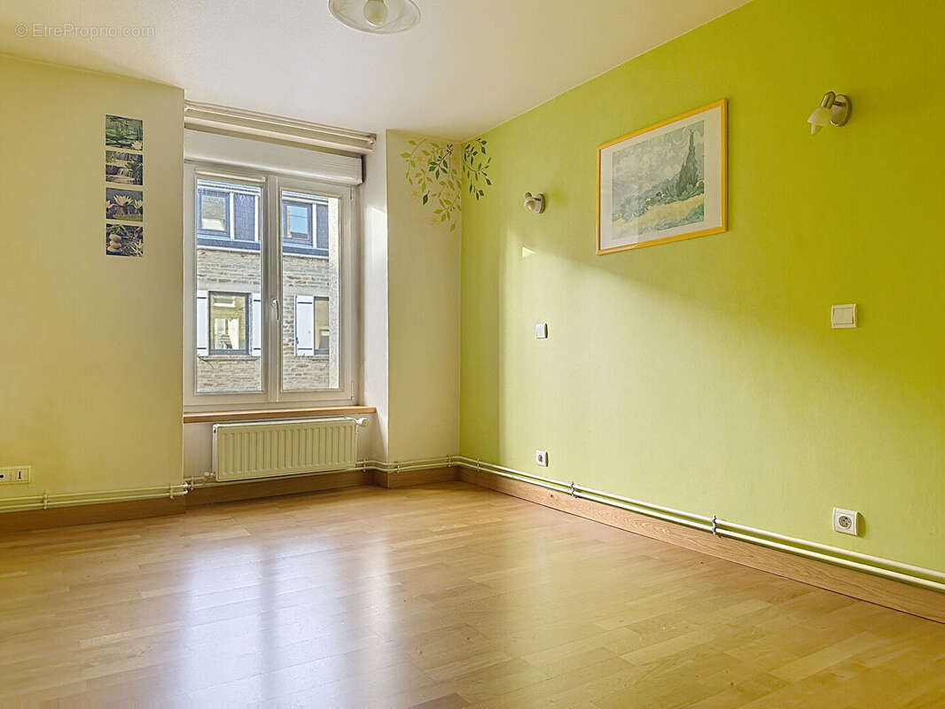 Maison à EQUEURDREVILLE-HAINNEVILLE