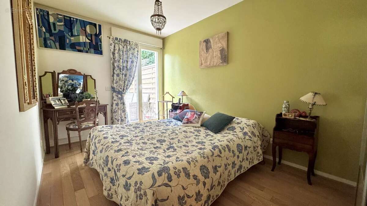 Appartement à LE RAINCY