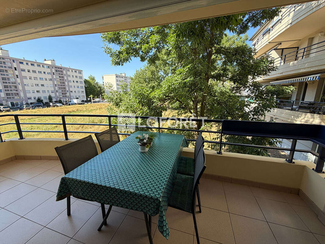Appartement Saint Louis 4 pièce(s) 82.64 m2 - photo 5