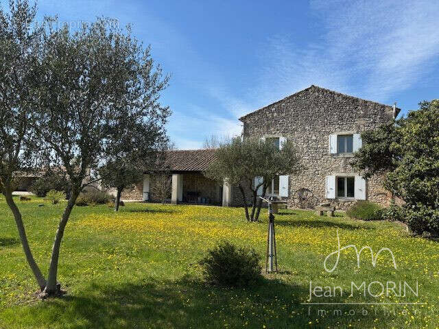 Maison à LA GARDE-ADHEMAR