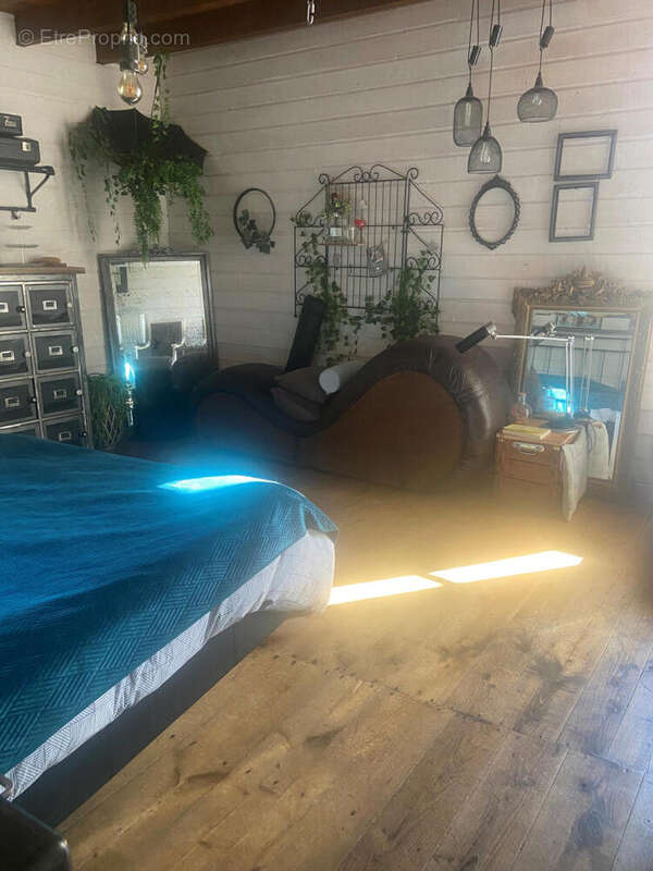 17 - Maison à RIVIERES