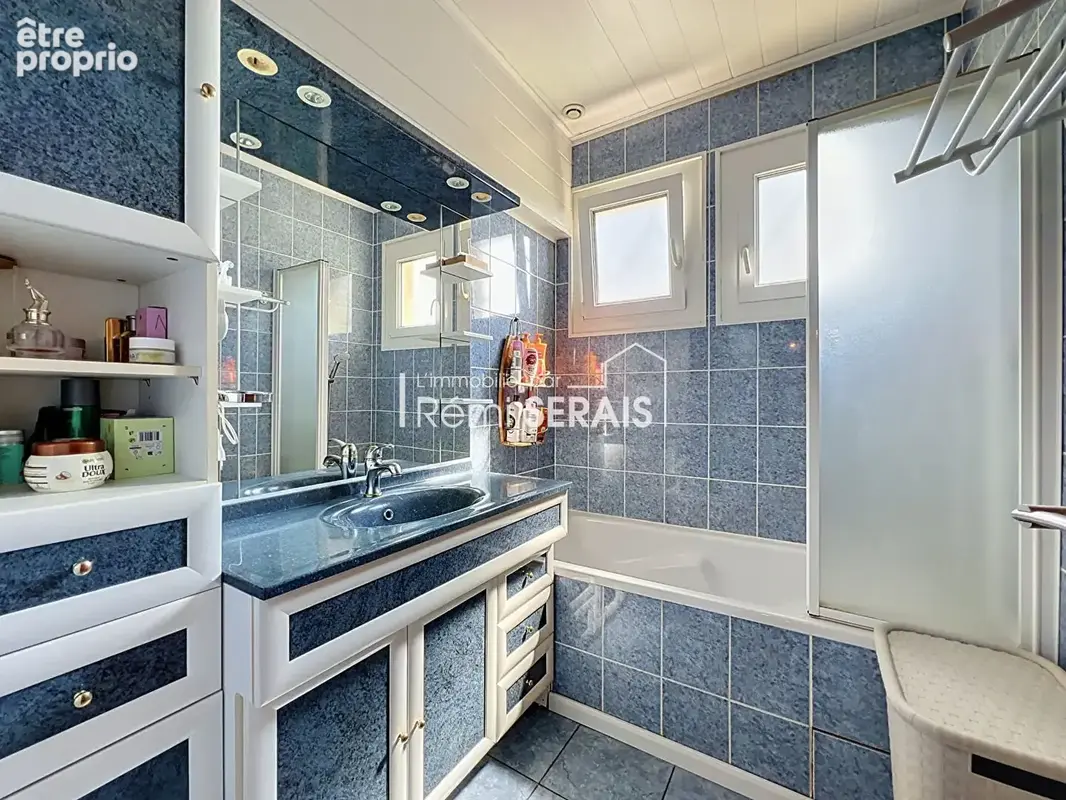 Maison sans travaux avec sous-sol complet et espaces de loisirs - photo 12