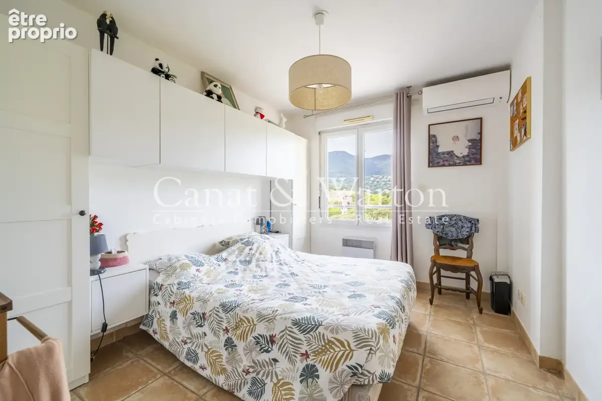 Sous offre: spacieux t 4 avec terrasse à cavalaire avec un grand garage - photo 7