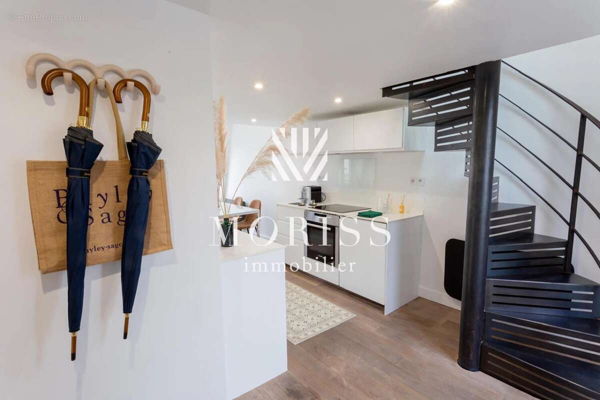 Appartement à PARIS-7E