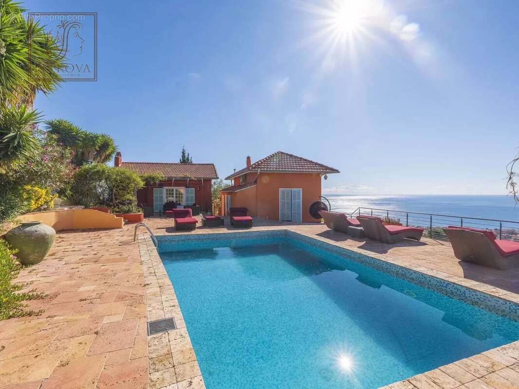 Maison à MENTON