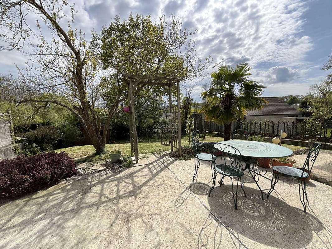 Maison à COURDIMANCHE