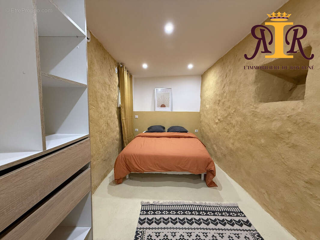 Appartement à LAMBESC