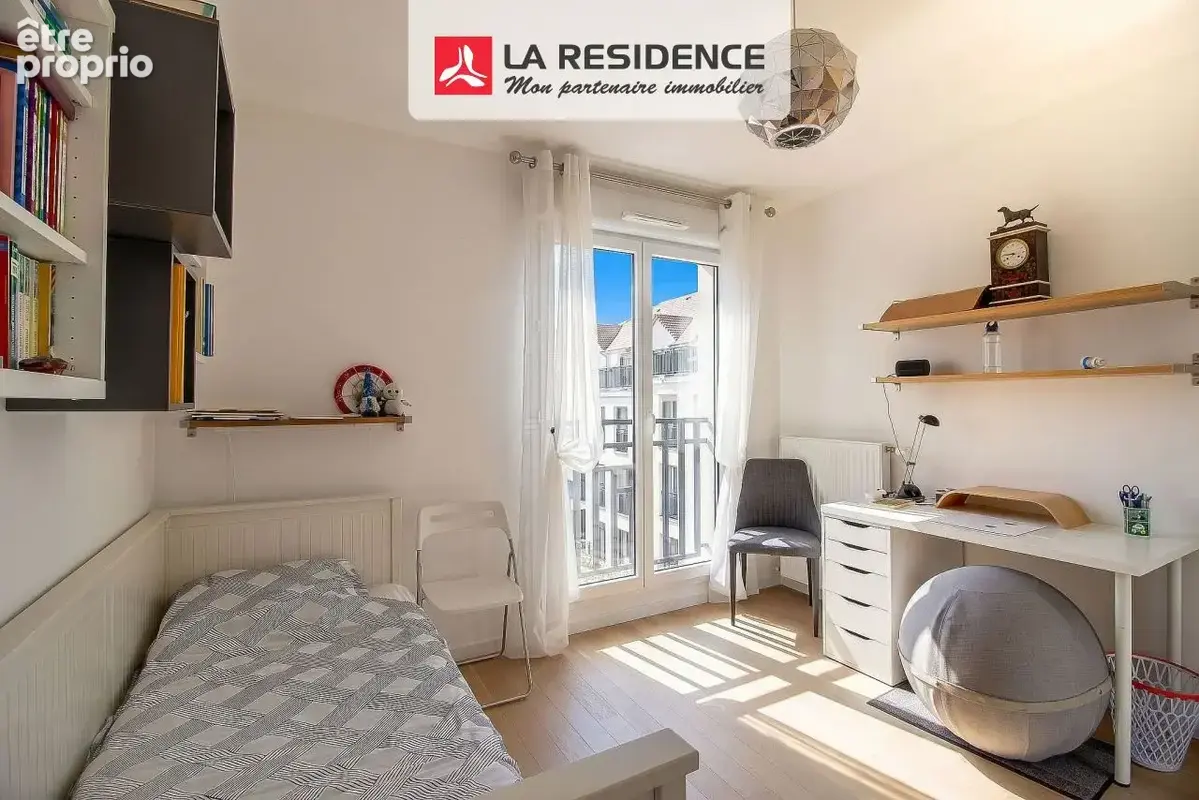Appartement 5 pièces 113 m² à vendre à Chambourcy (78240) - photo 5