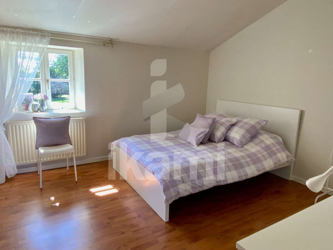 Coup de coeur à Gleizé : appartement T4 lumineux aux pierres dorées et âme Beaujolaise ! - photo 5