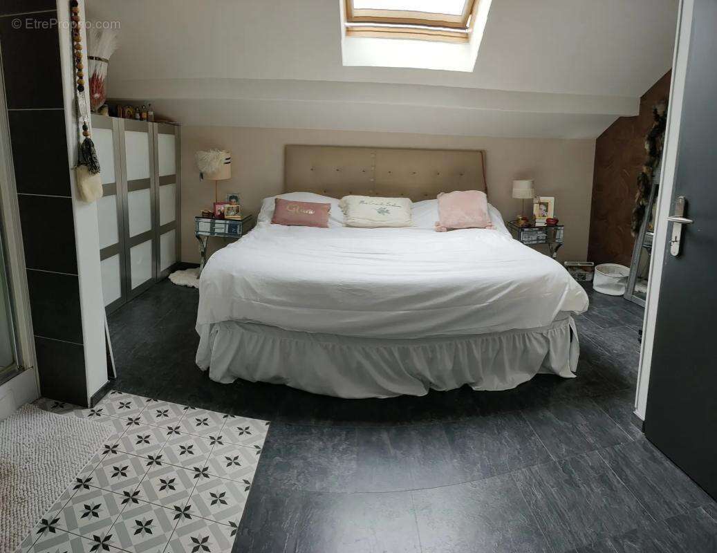 Appartement à AIX-LES-BAINS